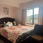 Rent 2 bedroom apartment in Papakura