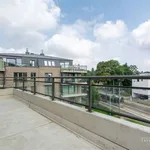 Huur 1 slaapkamer appartement van 68 m² in BRUXELLES