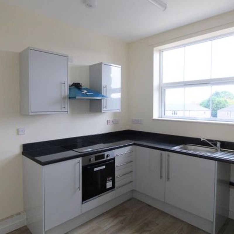 Flat to rent in Holywell Lane, Castleford WF10 Glass Houghton
