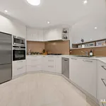 Rent 4 bedroom house in Kambah