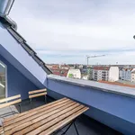 Rent a room of 213 m² in berlin