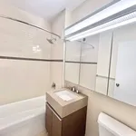 Rent 2 bedroom apartment of 1170 m² in Manhattan