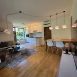 Pronajměte si 1 ložnic/e byt o rozloze 54 m² v Prague