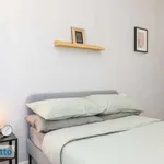 Rent 4 bedroom apartment of 80 m² in Milan