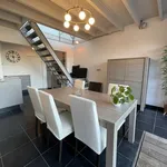 Maison de 322 m² avec 2 chambre(s) en location à Moorslede