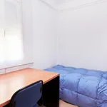 Rent 3 bedroom apartment in Seville