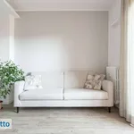 Affitto 3 camera casa di 62 m² in Milan