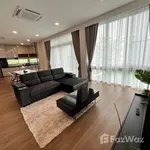 Rent 3 bedroom house of 324 m² in Bangkok