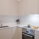 Rent a room of 130 m² in Madrid