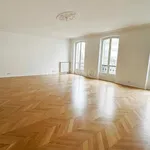 Rent 6 bedroom apartment of 251 m² in Paris 