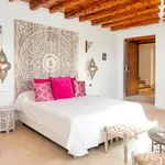 Rent 5 bedroom house in Ibiza