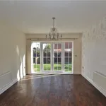 Rent 5 bedroom house of 213 m² in Surrey