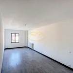 Maison de 139 m² avec 3 chambre(s) en location à BAR