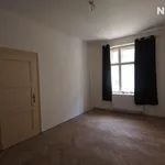 Pronajměte si 2 ložnic/e byt o rozloze 99 m² v Hradec Králové