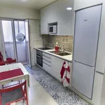 Rent a room in lisbon