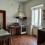 Rent 6 bedroom apartment of 100 m² in Castiglione Chiavarese