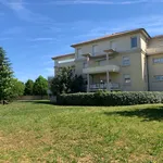 Rent 3 bedroom apartment of 75 m² in Valence