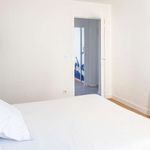 Rent a room of 60 m² in paris