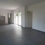 Appartement de 80 m² avec 3 chambre(s) en location à Fleurbaix