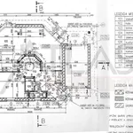 Pronajměte si 6 ložnic/e dům o rozloze 200 m² v Prague