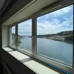 Rent 4 bedroom apartment in Porto