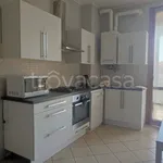 Rent 4 bedroom apartment of 133 m² in Bollate