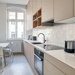 Miete 2 Schlafzimmer wohnung von 980 m² in Berlin