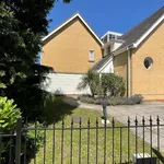 Rent 2 bedroom flat in South East England