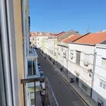 Rent 1 bedroom apartment in Lisbon