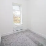 Rent 3 bedroom flat in North East England