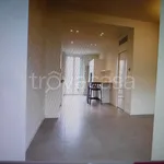 Rent 3 bedroom apartment of 80 m² in Milano