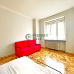 Rent 3 bedroom apartment of 86 m² in Turin