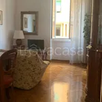 Rent 4 bedroom apartment of 120 m² in Genova