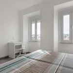 Rent a room in lisbon