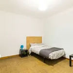 Rent a room of 140 m² in madrid