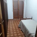 Rent 4 bedroom apartment of 120 m² in Reggio di Calabria