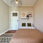 Rent 5 bedroom apartment in Coimbra