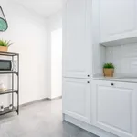 Rent 1 bedroom apartment in lisbon