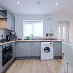 Rent 4 bedroom flat of 5382 m² in Liverpool