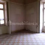 Rent 3 bedroom apartment of 105 m² in Naples