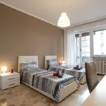 Rent a room in milan