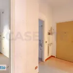 Rent 2 bedroom apartment of 77 m² in Milan