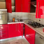 Rent 5 bedroom apartment of 80 m² in Gela