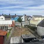 Rent 6 bedroom house in Wales