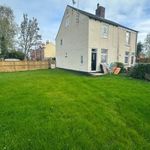 Rent 3 bedroom flat in Yorkshire And The Humber