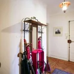 Rent a room in lisbon