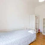 Rent a room in lisbon