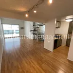 Rent 2 bedroom apartment of 77 m² in Los Angeles