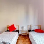 Rent a room of 250 m² in barcelona