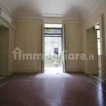 Rent 5 bedroom apartment of 220 m² in Catania